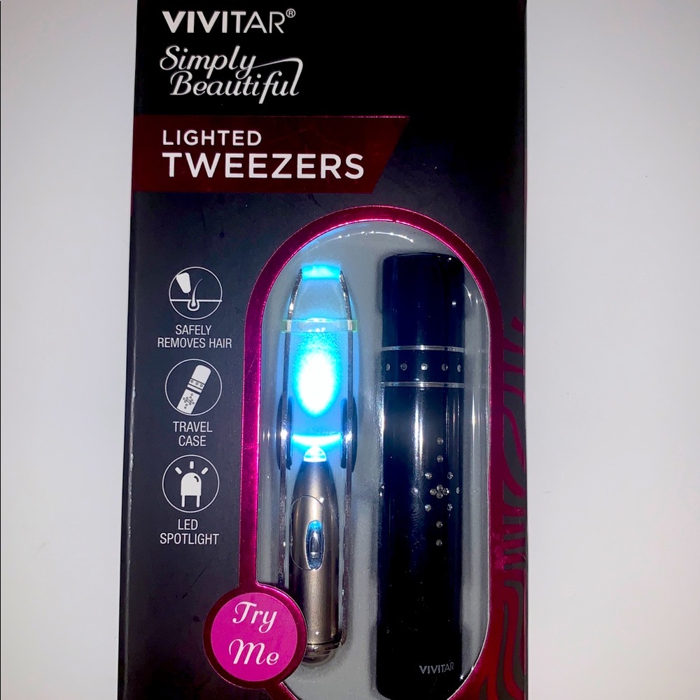 Lighted Tweezers in Case Beauty Care New
